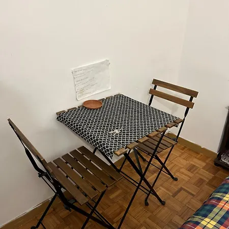 Apartment Habitacion Doble En Figueres *